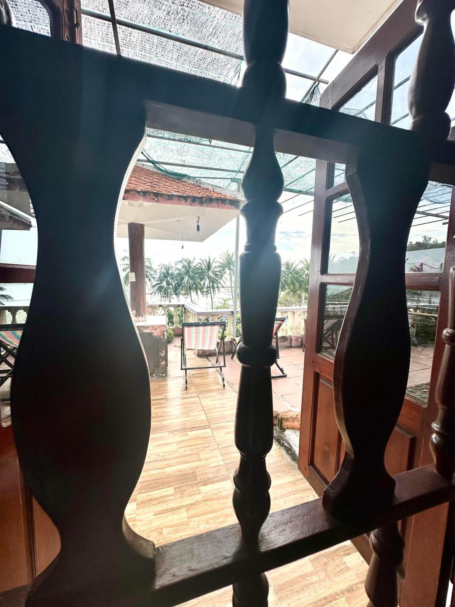 Ngo Khanh Homestay Tân Hiệ Exterior foto